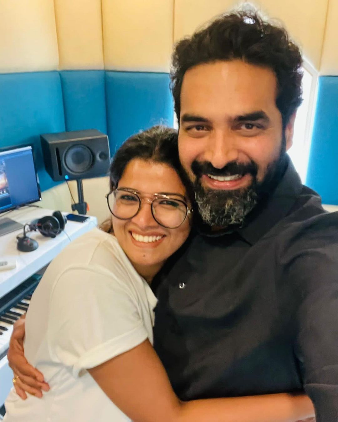  'ഗോപിയേട്ടൻ പിറന്നാളിന് വന്നില്ലേ?'... വായടപ്പിച്ച് അഭയ ഹിരൺമയിയുടെ മറുപടി..വൈറൽ