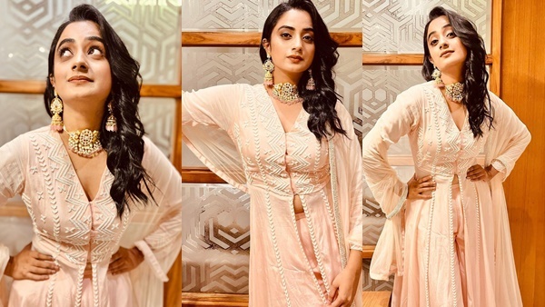 വന്‍ ലുക്കായല്ലോ.. പൊളി തന്നെ: വൈറലായി നമിത പ്രമോദിന്റെ പുതിയ ചിത്രങ്ങള്‍