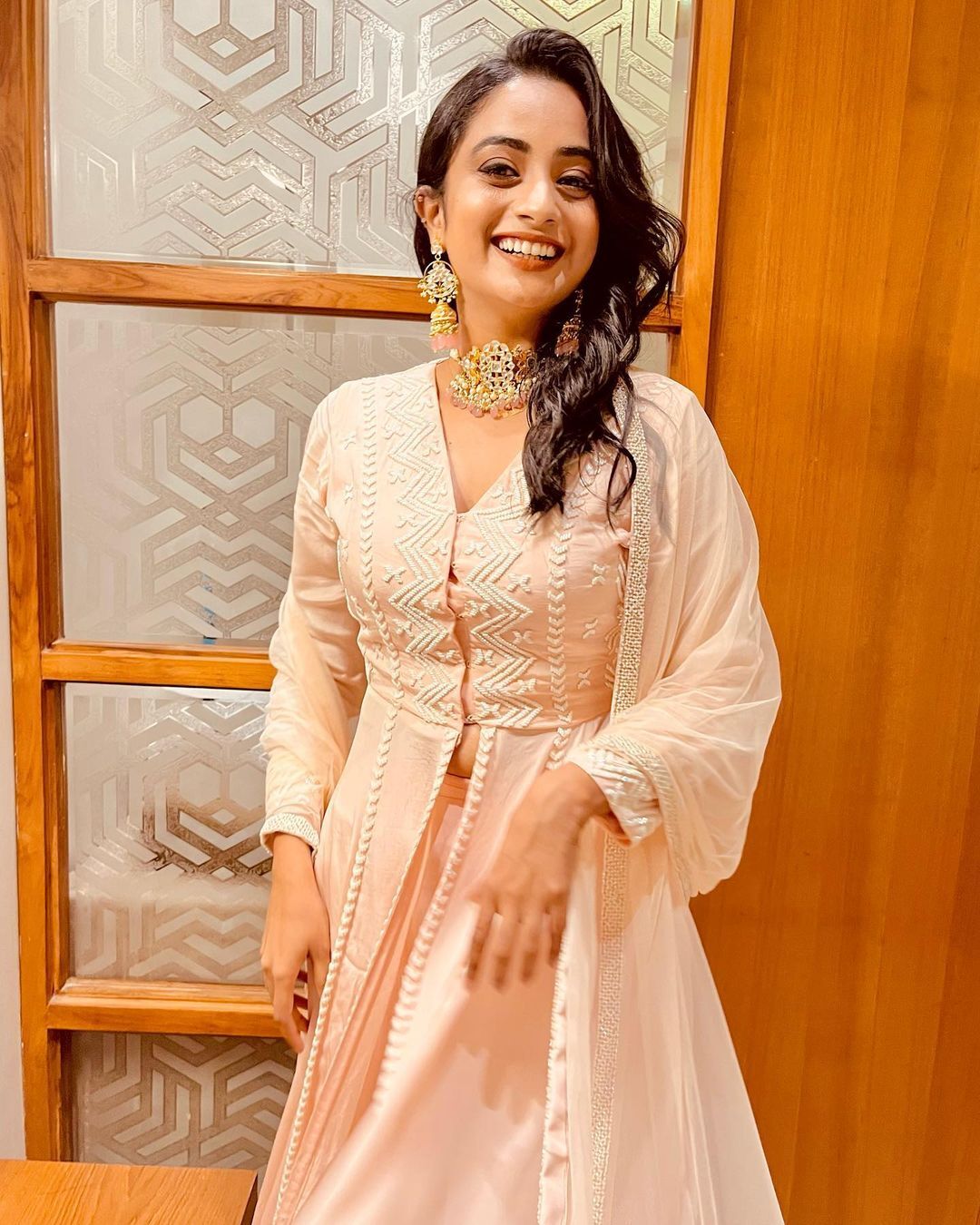 വന്‍ ലുക്കായല്ലോ.. പൊളി തന്നെ: വൈറലായി നമിത പ്രമോദിന്റെ പുതിയ ചിത്രങ്ങള്‍