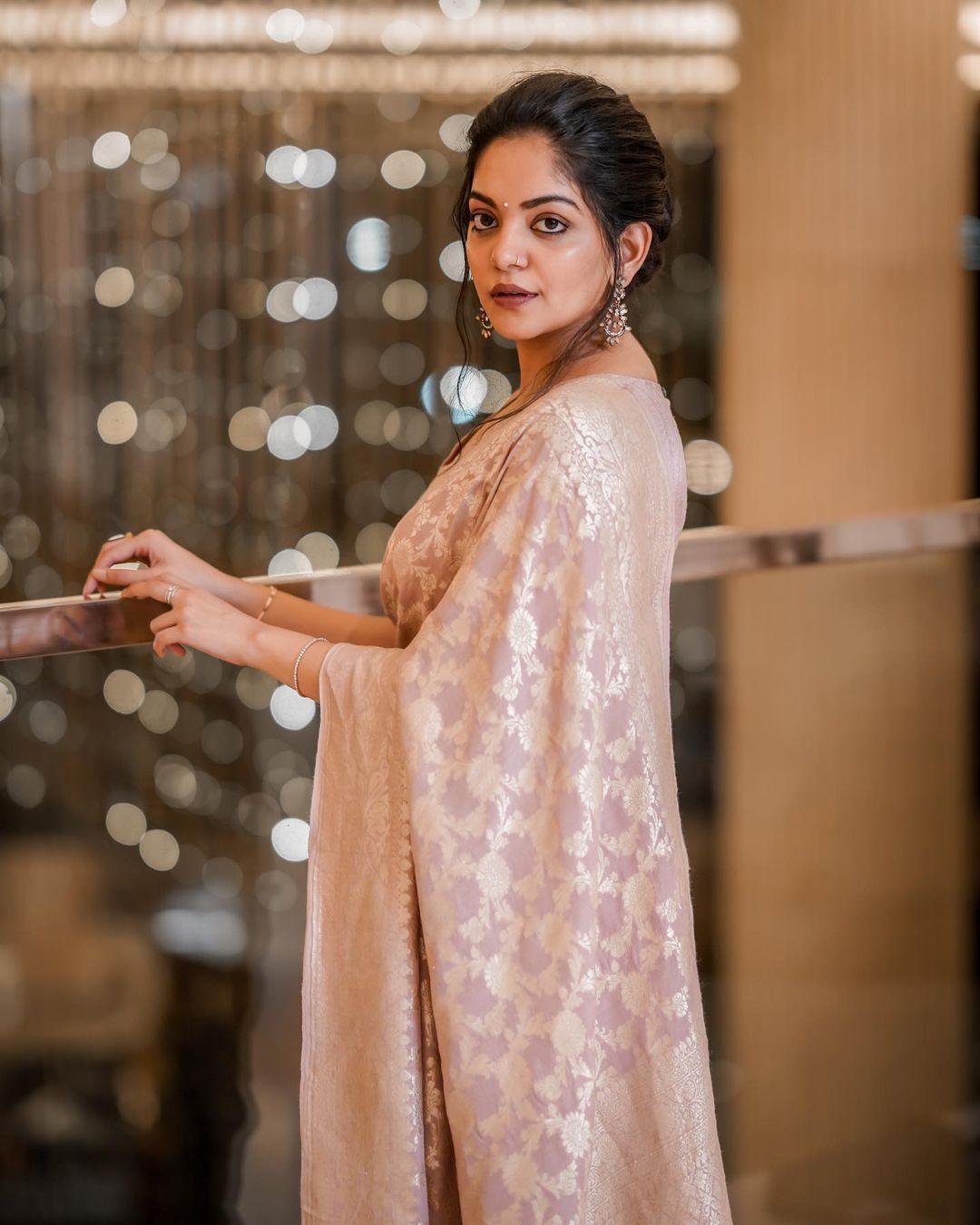 സ്റ്റൈല്‍ ഐക്കണ്‍ തന്നെ!! നടി അഹാന കൃഷ്ണയുടെ പുതിയ ചിത്രങ്ങള്‍ ഏറ്റെടുത്ത് ആരാധകര്‍