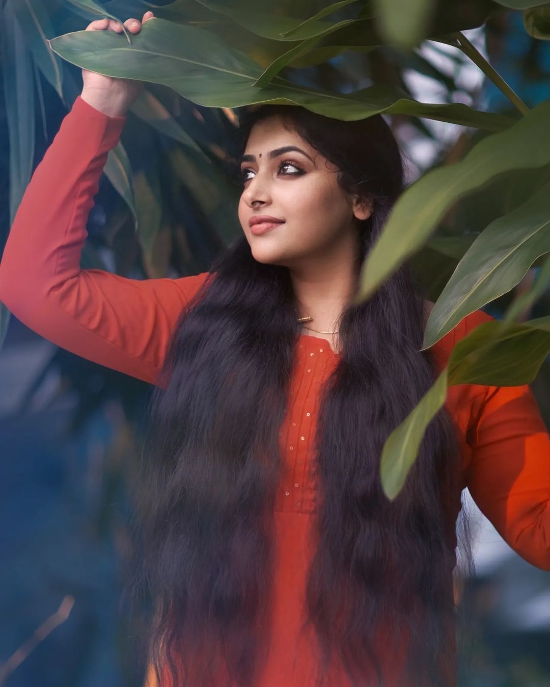 ആ ഭംഗി കണ്ണിൽ തിളങ്ങുന്നു; അഴകിന്റെ റാണി: അനു സിത്താരയുടെ ഫോട്ടോസ് വൈറൽ 