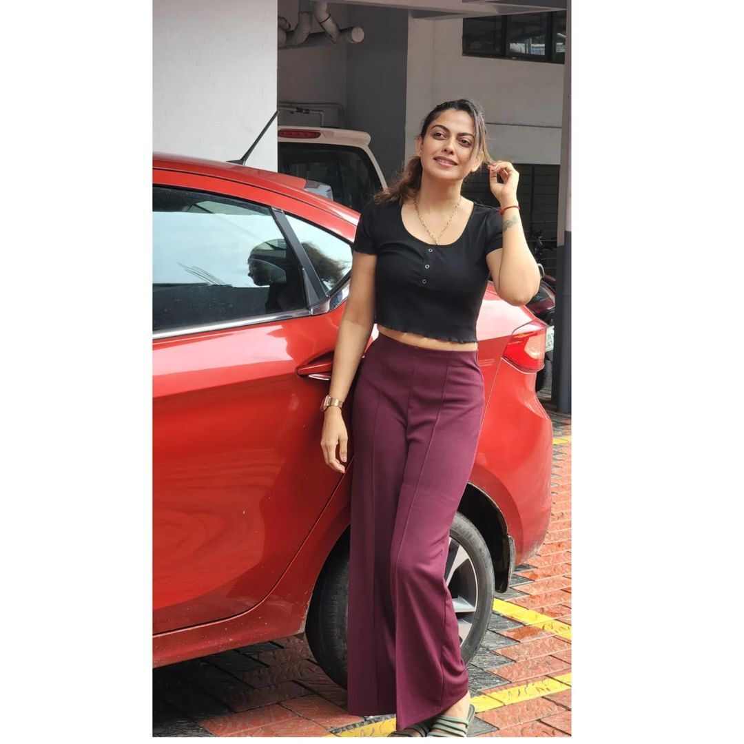 ആ നോട്ടത്തിൽ പതറി വീണ് ആരാധകർ; അനുശ്രീയുടെ പുതിയ ചിത്രങ്ങൾ ഇതാ..വൈറലാണ്...