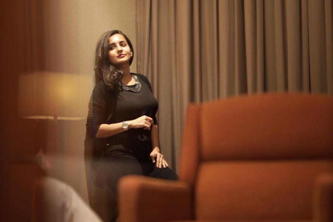 സൗന്ദര്യം കൂടിക്കൂടി ഇതെങ്ങോട്ടാ..; ഭാമയുടെ കലക്കന്‍ ചിത്രങ്ങള്‍