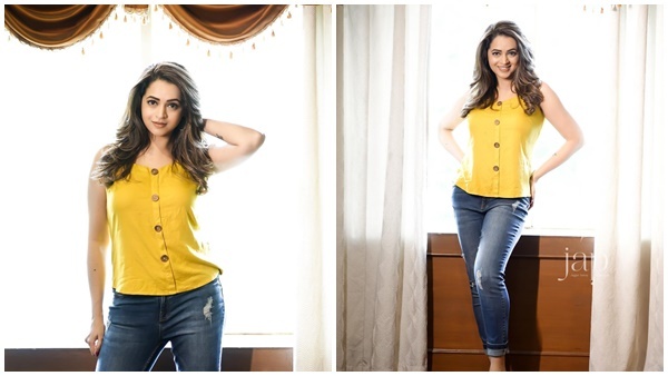 ഭാവന ചില്ലാണ് ബ്രോ.. ജീൻസിൽ സൂപ്പർ കൂളായി പ്രിയതാരം, പുതിയ ചിത്രങ്ങൾ വൈറൽ