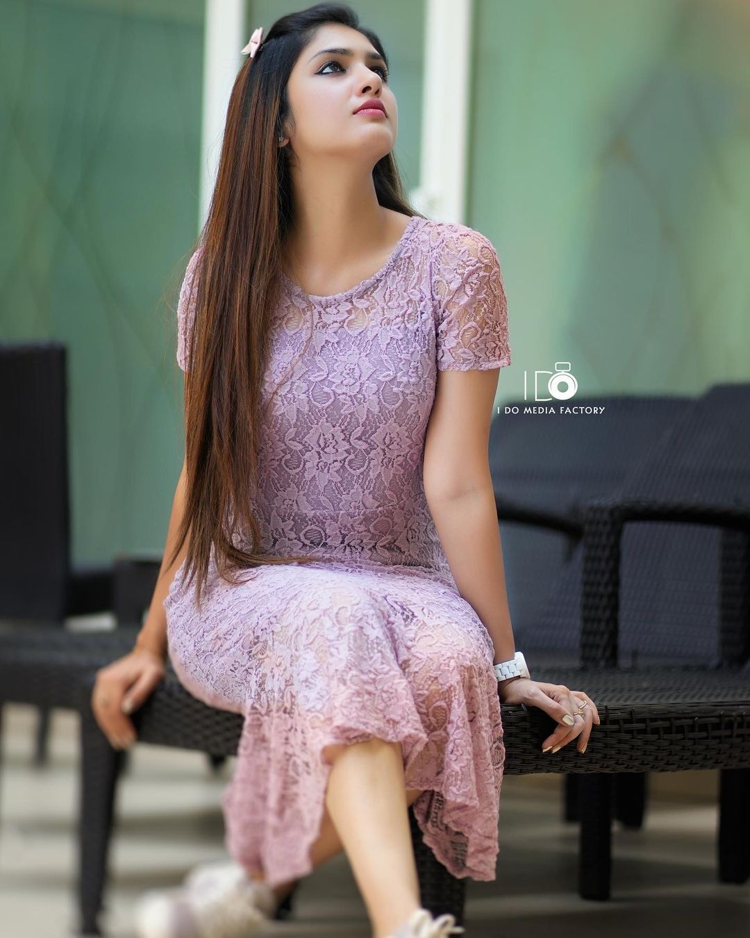 വീണ്ടും പുതിയ മേക്കോവറോ; അടിപൊളി ലുക്കില്‍ ഗായത്രി സുരേഷ്, വൈറല്‍ ചിത്രങ്ങള്‍