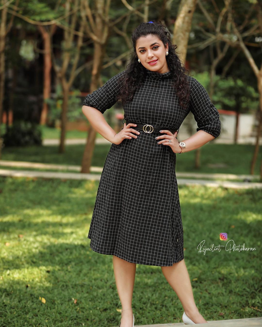 സൂപ്പറെന്ന് ആരാധകരുടെ കമന്റ്; കറുപ്പിൽ തിളങ്ങി ഇതാ ജുവൽ മേരി; ചിത്രങ്ങൾ കാണാം  