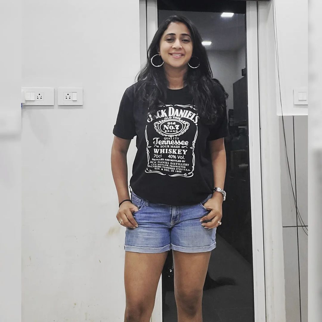 സിമ്പിൾ സാരി...പക്ഷെ, സ്റ്റൈലൻ ലുക്ക്; കനിഹയുടെ ഈ ചിത്രങ്ങൾ ഏറ്റെടുത്ത് ആരാധകർ...