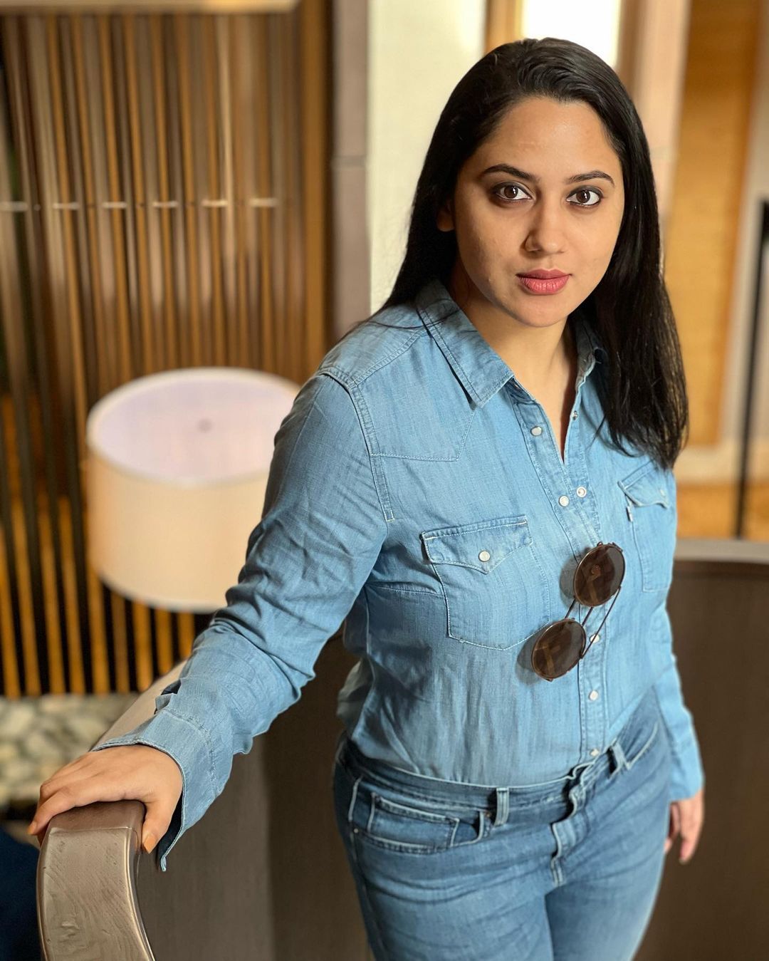 ജീന്‍സും ടോപ്പും പാന്റുമണിഞ്ഞ് എന്ന് പാടേണ്ടി വരോ...; മിയയുടെ വൈറല്‍ ചിത്രങ്ങള്‍