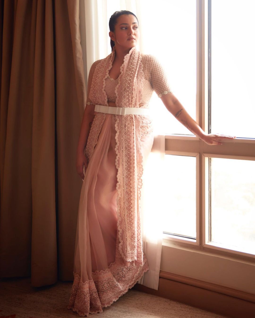 സൂപ്പര്‍ലുക്കില്‍ പാര്‍വതി; വൈറല്‍ ചിത്രങ്ങള്‍ കാണാം