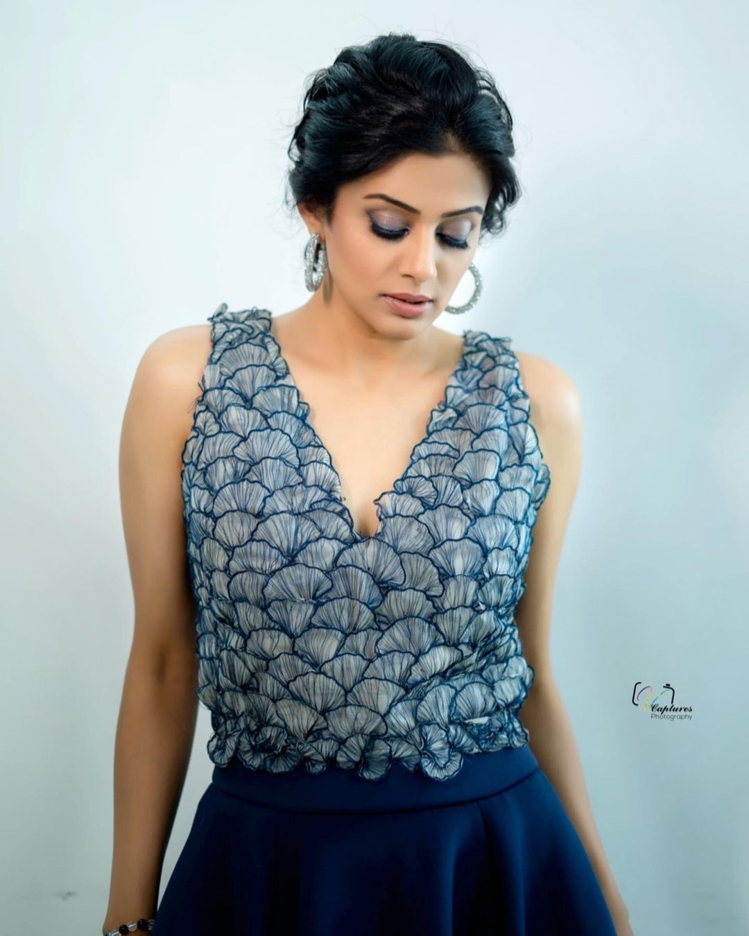 ഫോട്ടോഷൂട്ട്... അത് പ്രിയാമണി കഴിഞ്ഞേ ഉള്ളൂ... വൈറല്‍ ചിത്രങ്ങള്‍