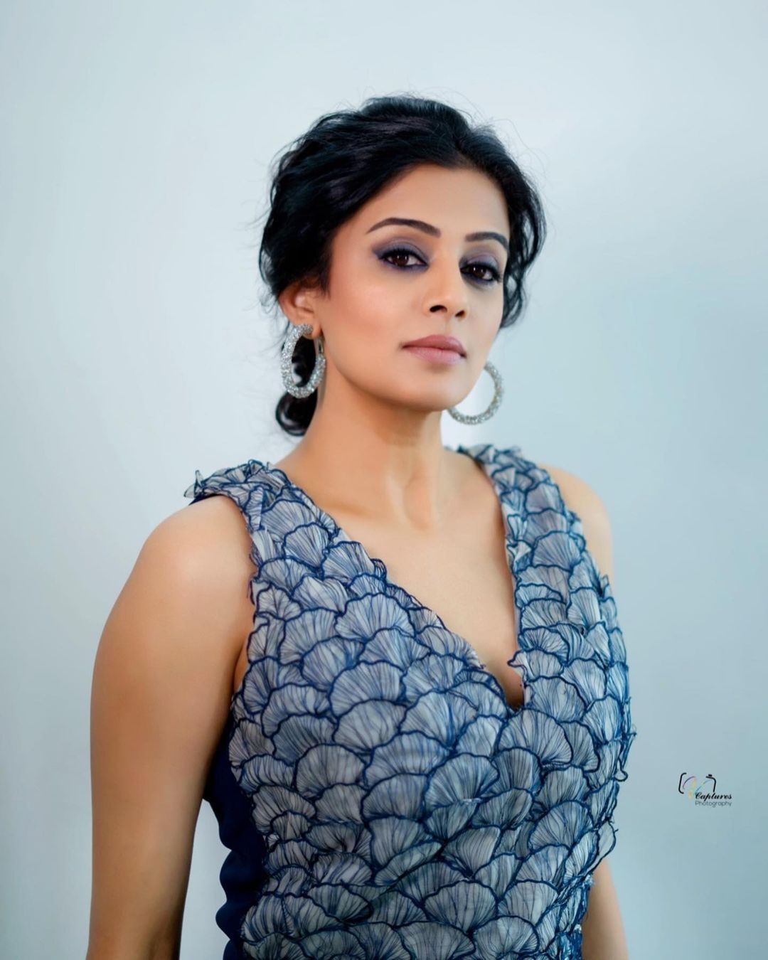 ഫോട്ടോഷൂട്ട്... അത് പ്രിയാമണി കഴിഞ്ഞേ ഉള്ളൂ... വൈറല്‍ ചിത്രങ്ങള്‍