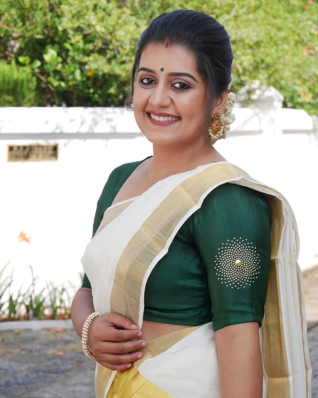 ഇത് കലക്കിയല്ലോ സരയൂ...കിടിലന്‍ ചിത്രങ്ങള്‍ വൈറല്‍