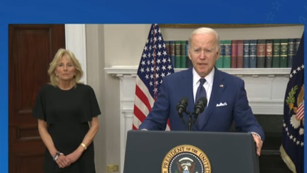 18 കാരന്റെ ആക്രമണത്തില്‍ നടുങ്ങി അമേരിക്ക; ചിത്രങ്ങള്‍