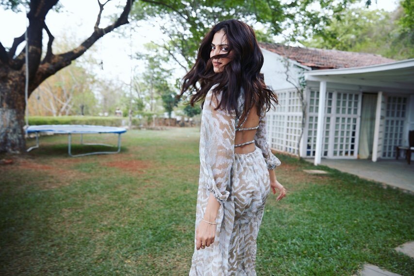 അഴകെന്ന് പറഞ്ഞാല്‍ ഇതാണ്; മാളവികയുടെ വൈറല്‍ ചിത്രങ്ങള്‍