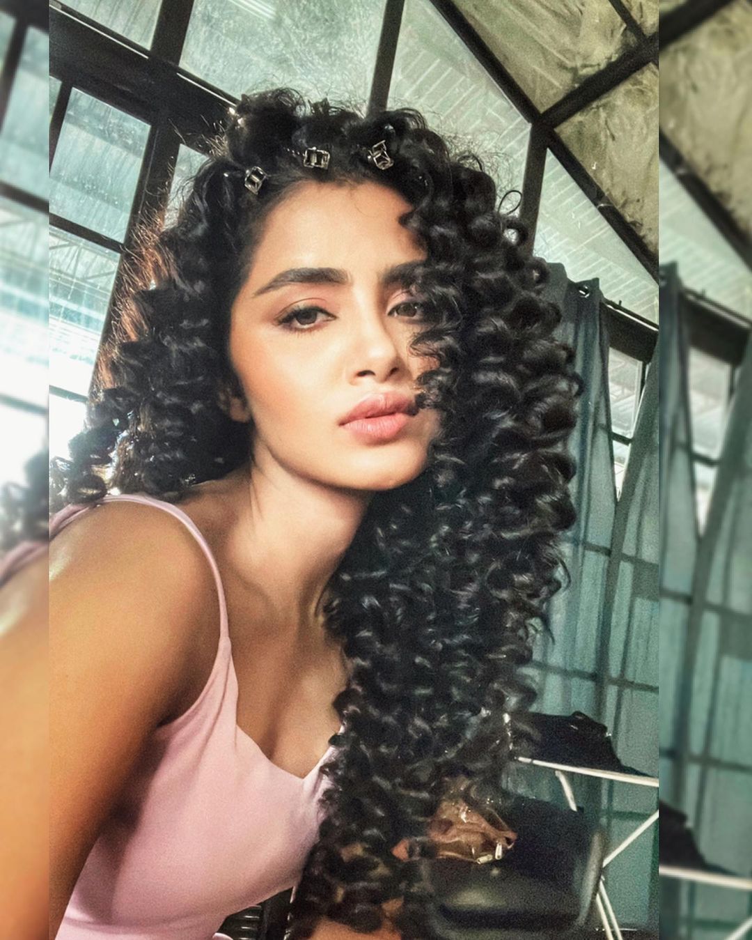 PHOTOS  : கர்லி ஹேர் வைத்திருக்கும் டாப் தென்னிந்திய நடிகைகள்!  யார் யாருன்னு தெரியுமா?