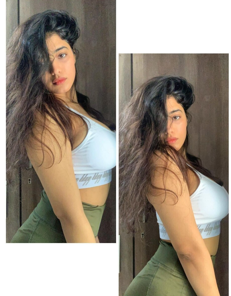 PHOTOS : கியூட்டாக கேக் சாப்பிடும் கெடிகா ஷர்மா! சைடு போஸில் ஆளை மயக்கும் லேட்டஸ்ட் பிக்ஸ் இதோ!