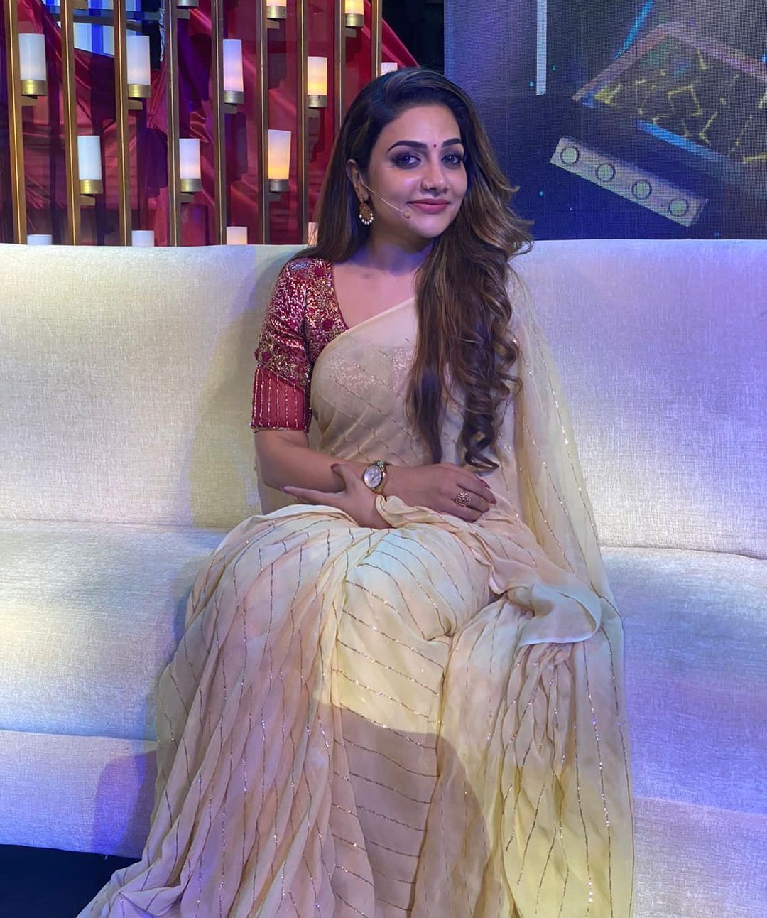 'അരങ്ങേറ്റം കുറിച്ചിട്ട് 20 വർഷം'; സാന്ത്വനം ഭവനത്തിലെ അമ്മമാർക്കൊപ്പം റിമിയുടെ പാട്ടും മേളവും 