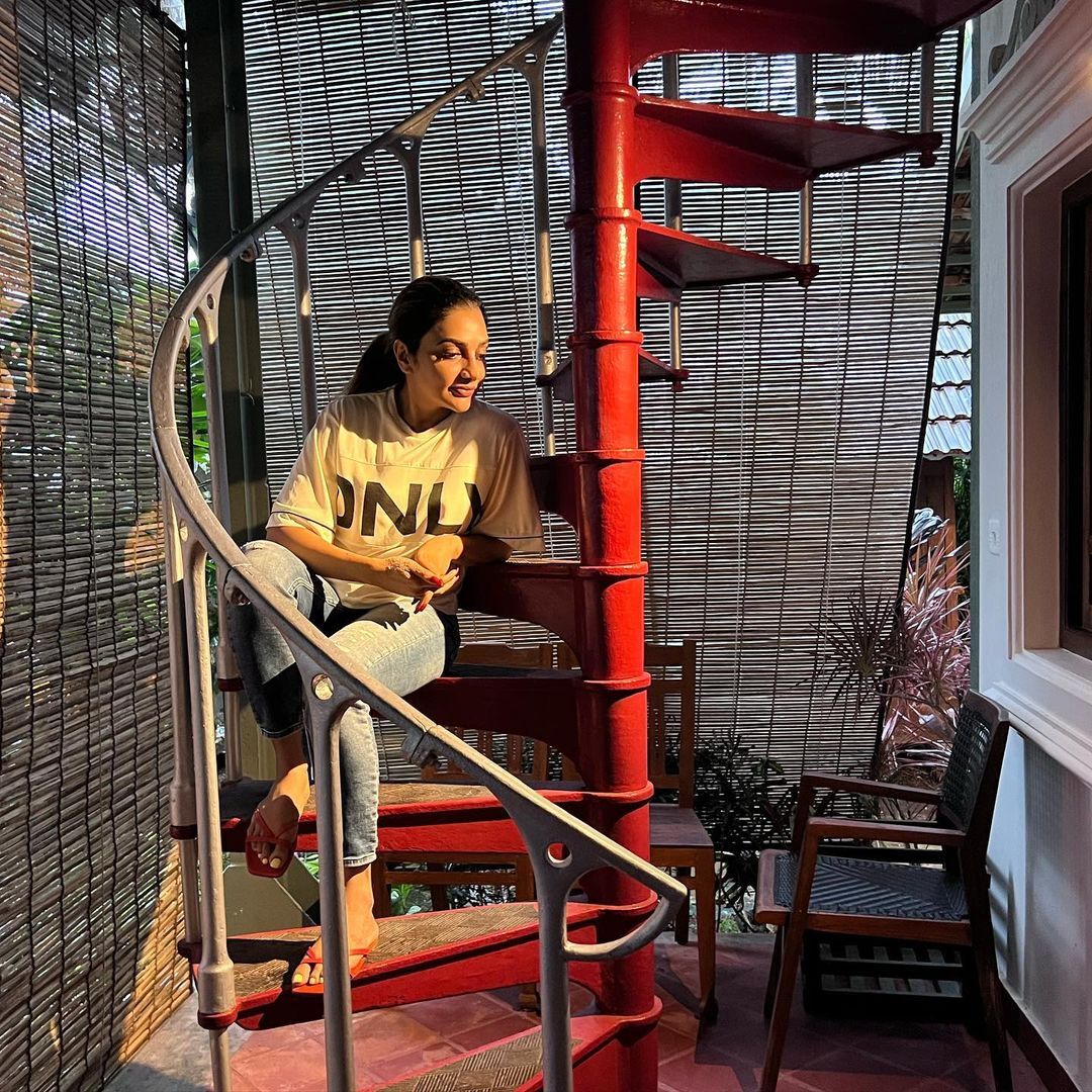 'സന്തോഷവതിയായി ഇരിക്കാൻ ഞാൻ ആഗ്രഹിക്കുന്നു';റിമിയുടെ കുറിപ്പും ഫോട്ടോയും ഇതാ വൈറൽ