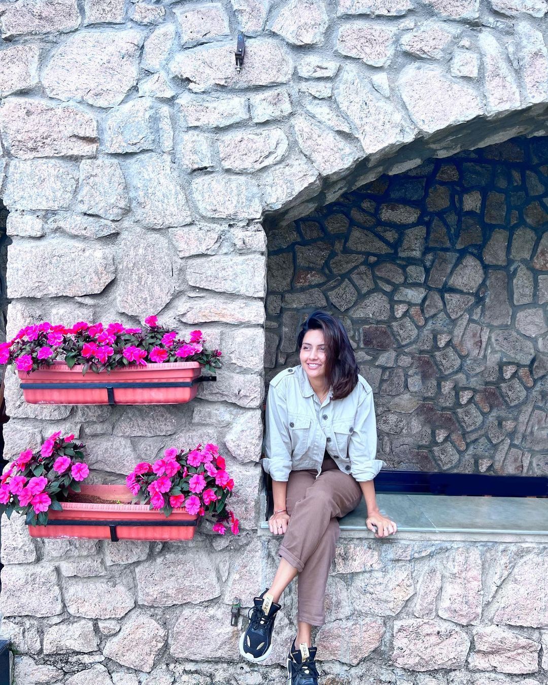 സിമ്പിൾ ലുക്കിലും മഹിമ പൊളിയാണ്, ആ ചിരി കണ്ടാൽ മാത്രം മതിയല്ലോയെന്ന് ആരാധകർ... വൈറൽ ഫോട്ടോകൾ