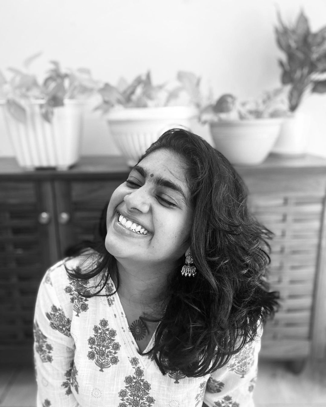 ഈ പുഞ്ചിരിക്ക് എത്ര മാർക്കിടും: വൈറലായി നിമിഷ സജയന്റെ പുതിയ ചിത്രങ്ങള്‍