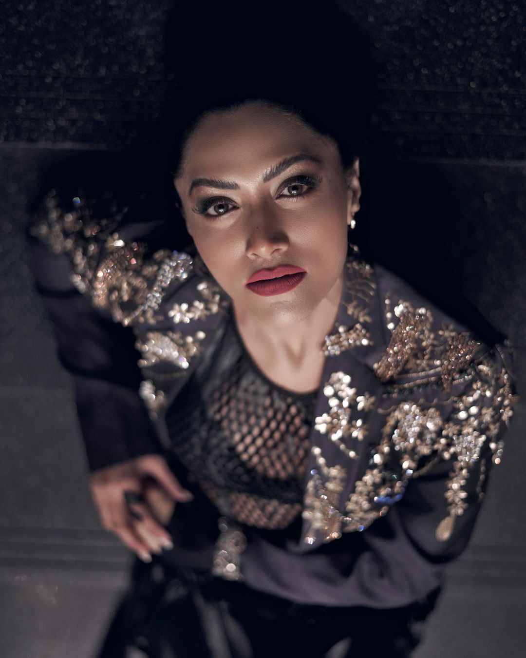  ഹോട്ട് ലുക്കിൽ ബ്ലാക്ക് നെറ്റ് വസ്ത്രത്തിൽ മംമ്ത; 'ബോളിവുഡ് തോറ്റ് പോകുമല്ലോയെന്ന് ആരാധകർ