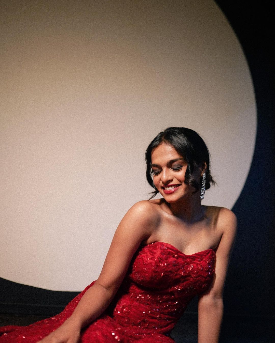 എങ്ങനെയുണ്ട് എന്റെ പുത്തന്‍ സ്റ്റൈല്‍: ചിത്രങ്ങളുമായി നടി ഗോപിക രമേശ്