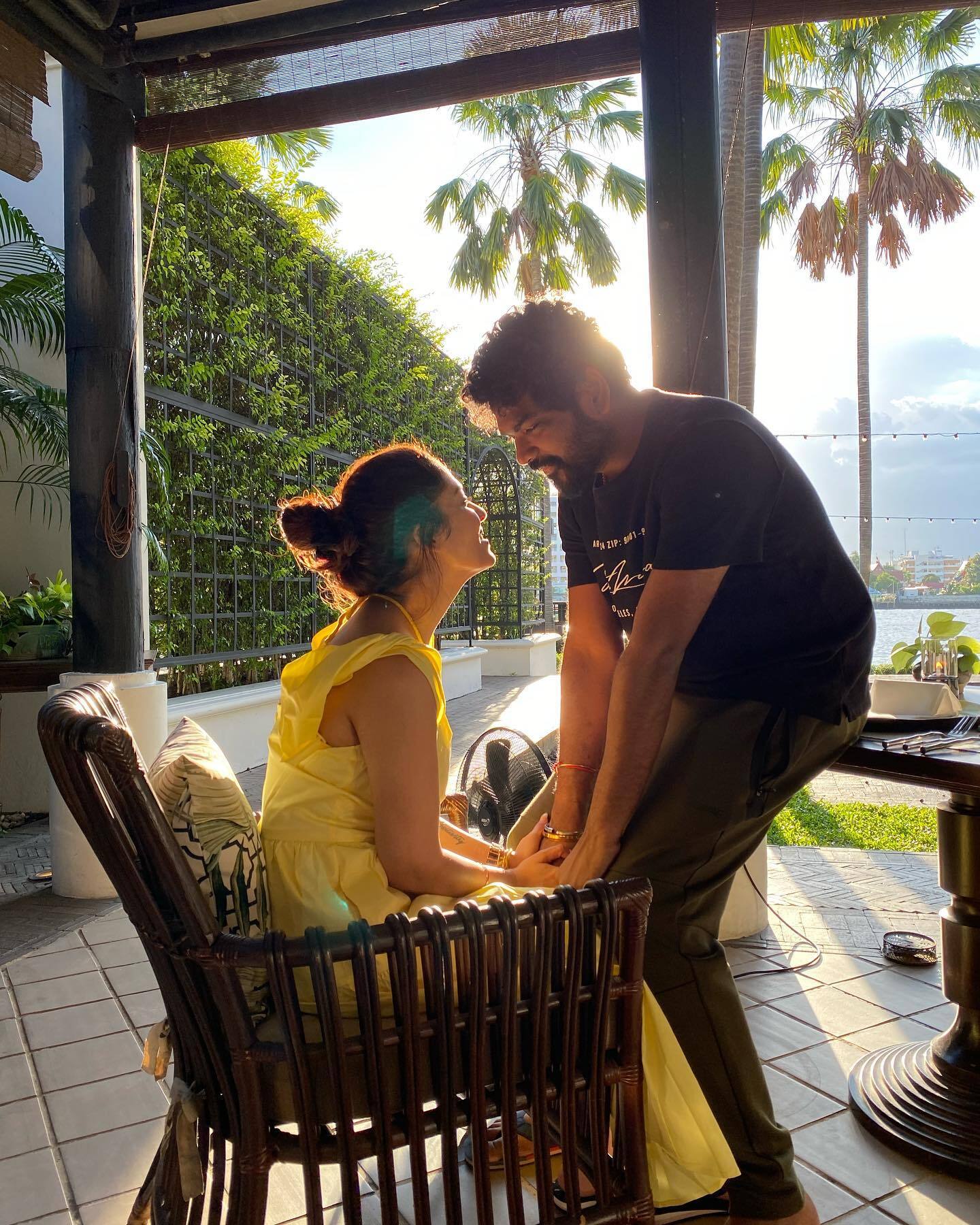 നയന്‍താരയും വിഘ്‌നേഷും അടിച്ചുപൊളിക്കുകയാണ്; തായ്‌ലാന്റില്‍ നിന്നുള്ള ചിത്രങ്ങള്‍