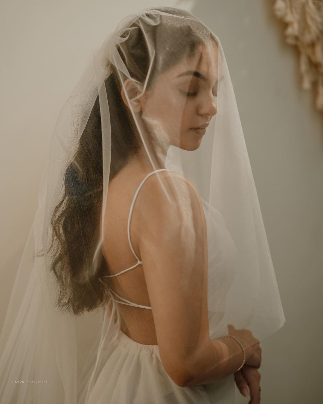  അഹാന കൃഷ്ണയുടെ ബിക്കിനി ഫോട്ടോഷൂട്ട്;വാട് എ ഹോട്ടിയെന്ന് ആരാധകർ.. വൈറൽ