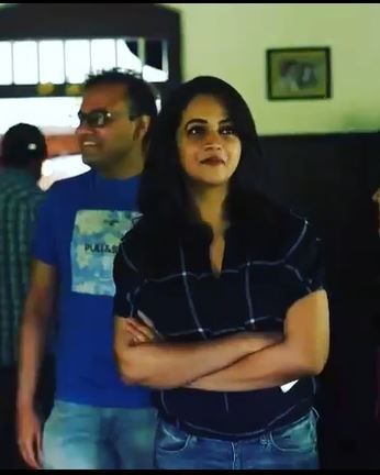 ഇക്കാക്കയുടെ അനിയത്തിക്കുട്ടി എത്തി, സൂപ്പർ ലുക്കില്‍ തന്നെ: ഭാവനയുടെ പുതിയ ലൊക്കേഷന്‍ ചിത്രം വൈറലാവുന്നു