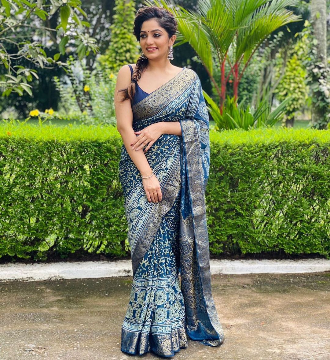  പുതിയ തുടക്കത്തിന് ചിയേഴ്സ്;സന്തോഷം പറഞ്ഞ് ആര്യ ബഡായ്..വൈറൽ ചിത്രങ്ങൾ 