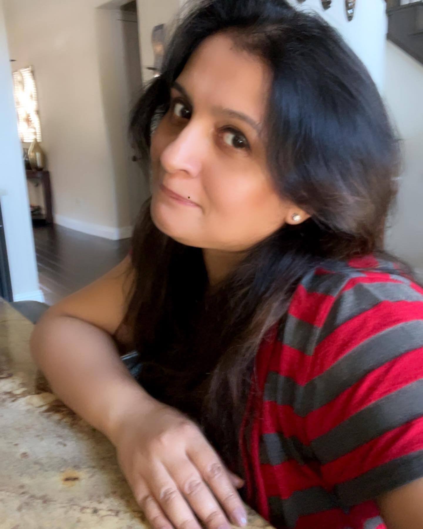 ചേച്ചി ഇപ്പോഴും പൊളിയാണ്; കൈയ്യടിച്ച് ആരാധകര്‍, 'ഉച്ചപ്രാന്ത്' ചിത്രങ്ങളുമായി സുചിത്ര