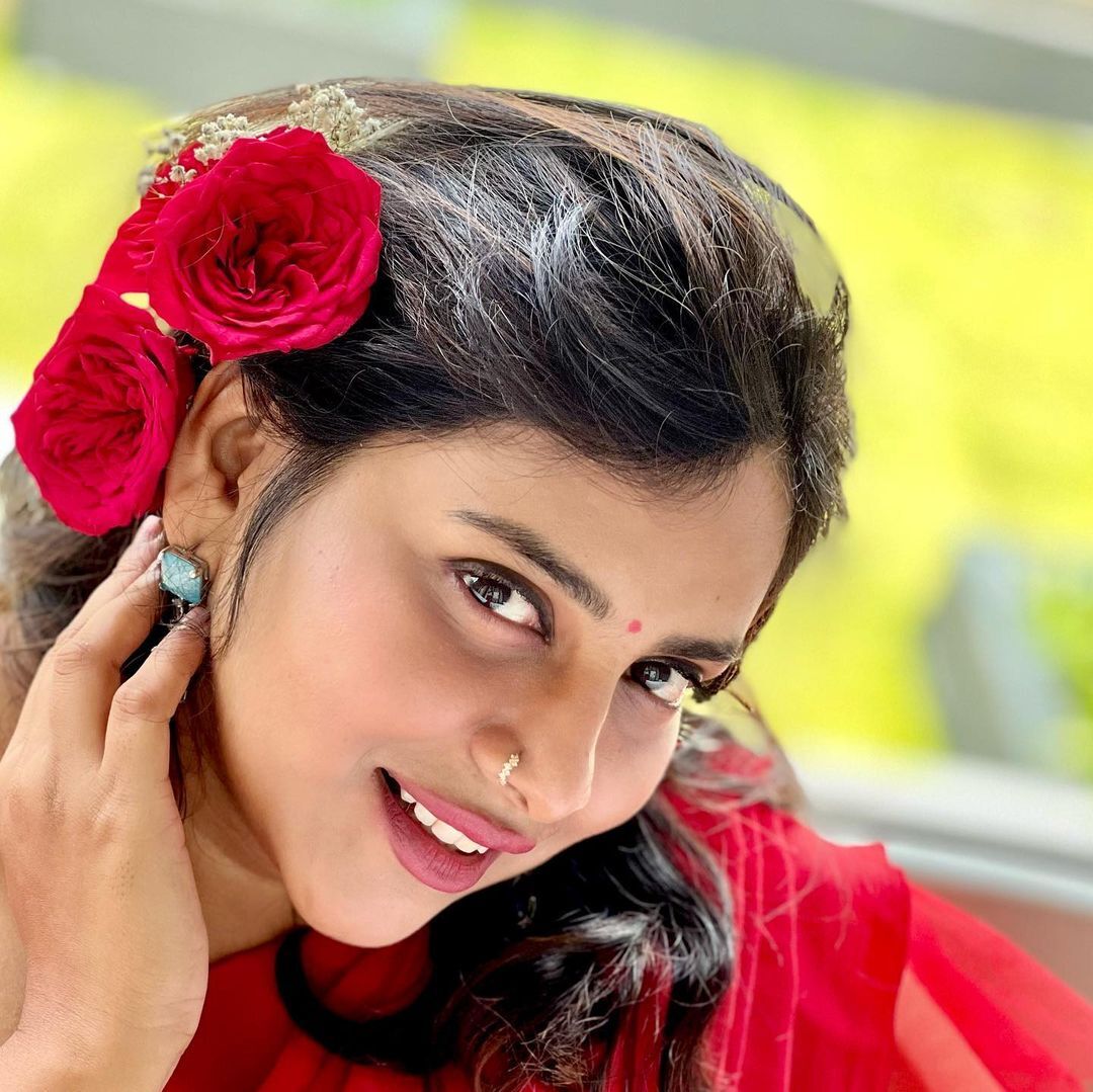 പുത്തന് ലുക്കില് സുന്ദരിയായി നടി അന്ന രാജന്; താരത്തിന്റെ കിടിലന് ...