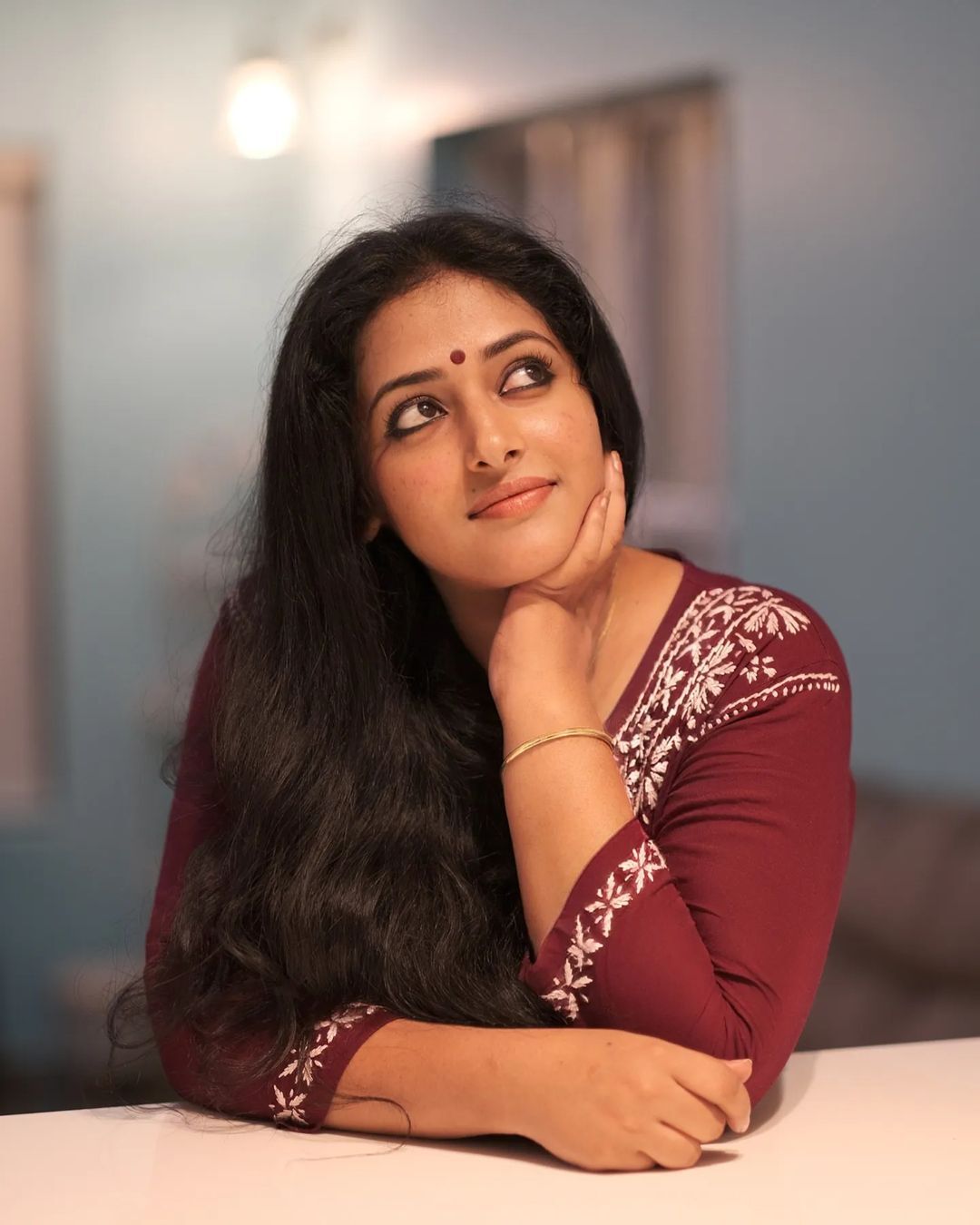 കണ്ണനെ കാണാന്‍ ഗുരുവായൂരില്‍ എത്തി അനു സിത്താര; പുതിയ ചിത്രങ്ങള്‍ വൈറല്‍