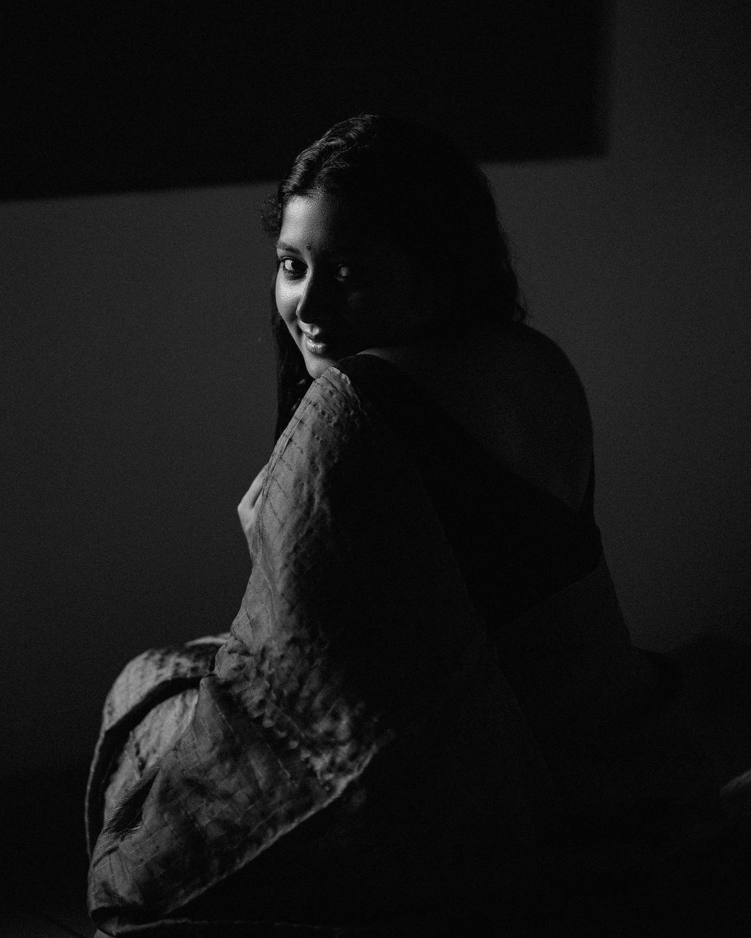 ആരാപ്പാ ഇത്! കണ്ണുതള്ളി ആരാധകര്‍..'പെര്‍ഫെക്ട് സണ്‍ഡേ ഔട്ട് ഫിറ്റില്‍' അനുമോള്‍