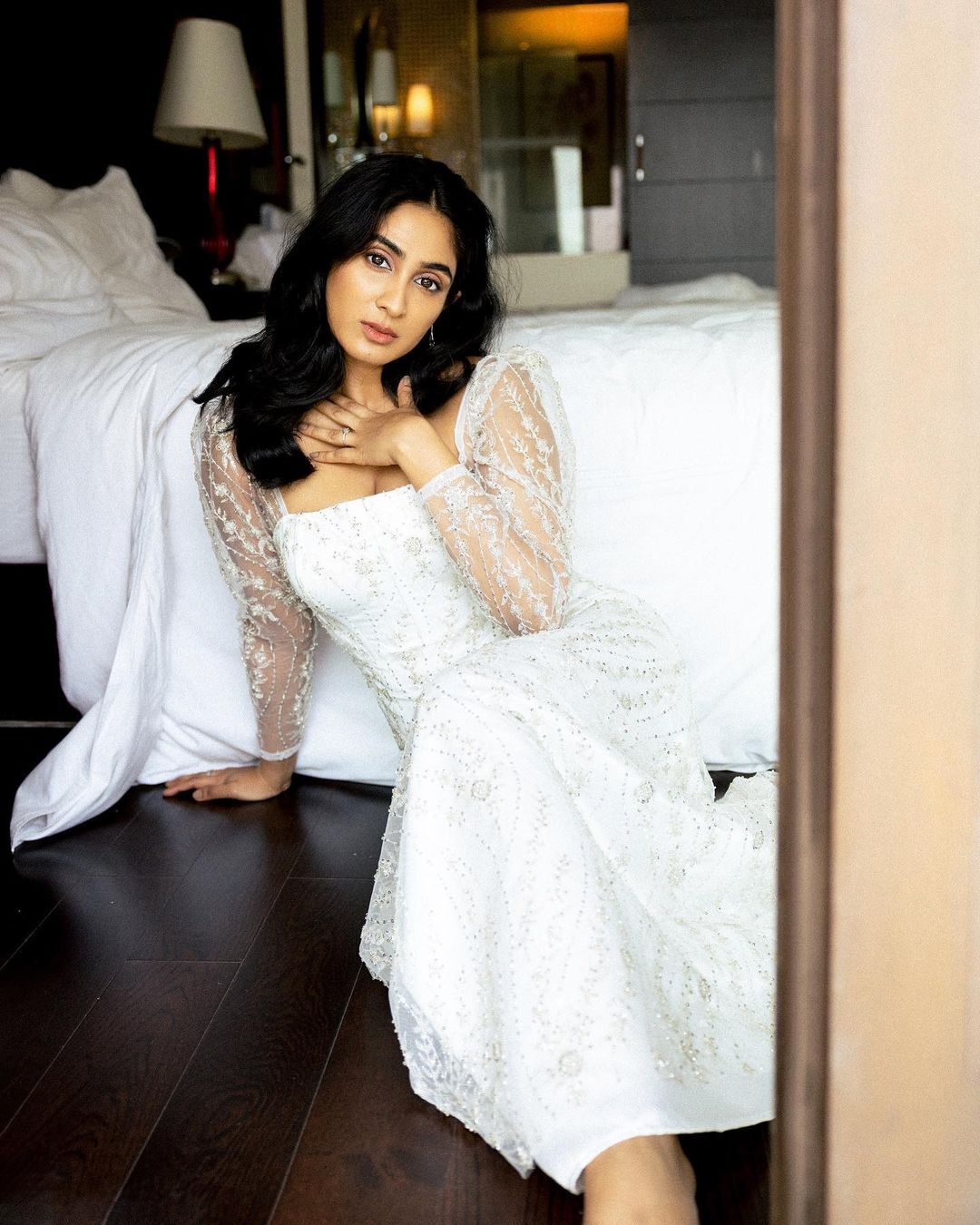 ഇതെന്താ മത്സ്യകന്യകയോ..? എന്തായാലും പൊളിച്ചു ദീപ്തി... വൈറല്‍ ചിത്രങ്ങള്‍