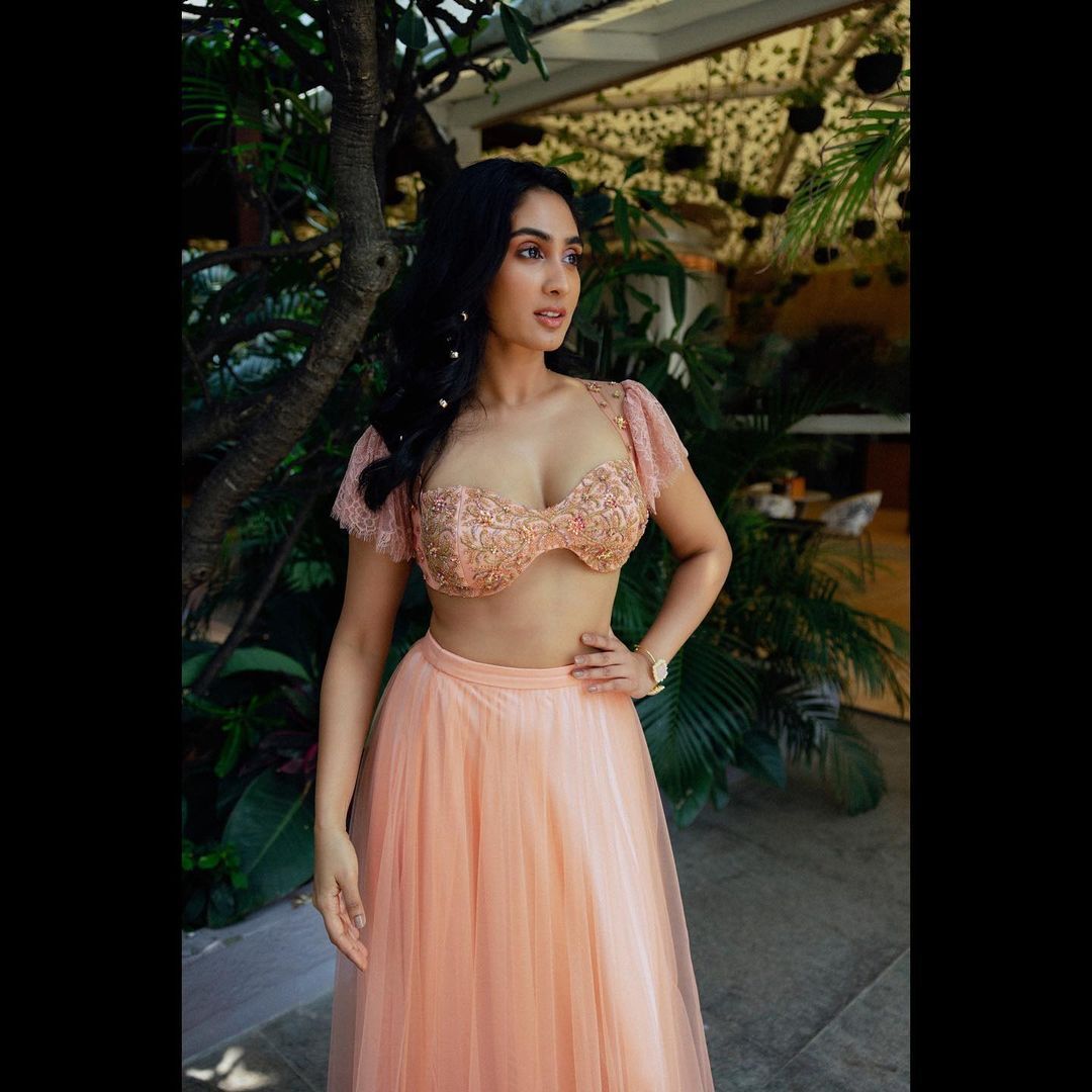 നല്ല നാടൻ ലുക്കിൽ നടി ദീപ്തി സതി; പുത്തൻ ചിത്രങ്ങൾ സമൂഹമാധ്യമത്തെ ഇളക്കി മറിക്കുന്നു? കാണാം 