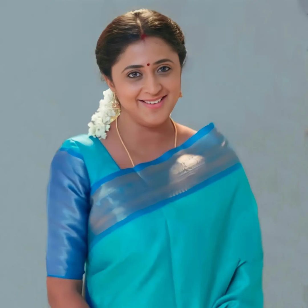 ഹേയ് എന്താ ഞാൻ ലുക്കല്ലെ?...;കനിഹ ചിത്രങ്ങൾ ഏറ്റെടുത്ത് ആരാധകർ; ഇതാണ് വൈറൽ