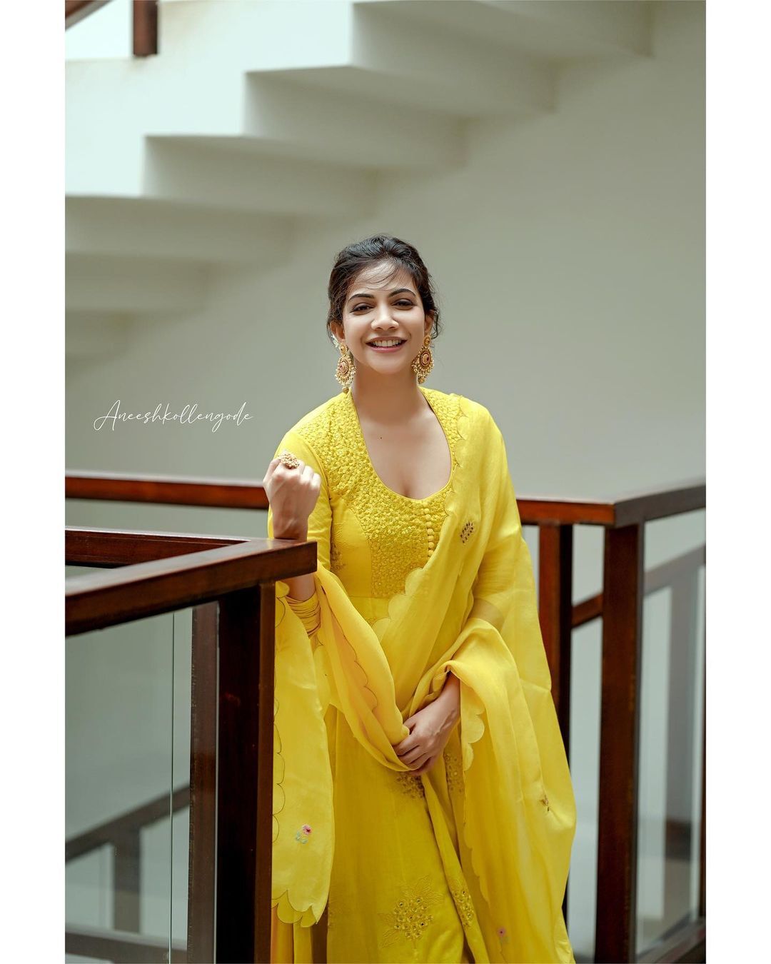 ഇൻസ്റ്റഗ്രാമിൽ ആരാധകരുടെ കണ്ണു തളളി ! മാസ് ആണേ... മഡോണ സെബാസ്റ്റ്യൻ ചിത്രങ്ങൾ; എല്ലാം വൈറൽ