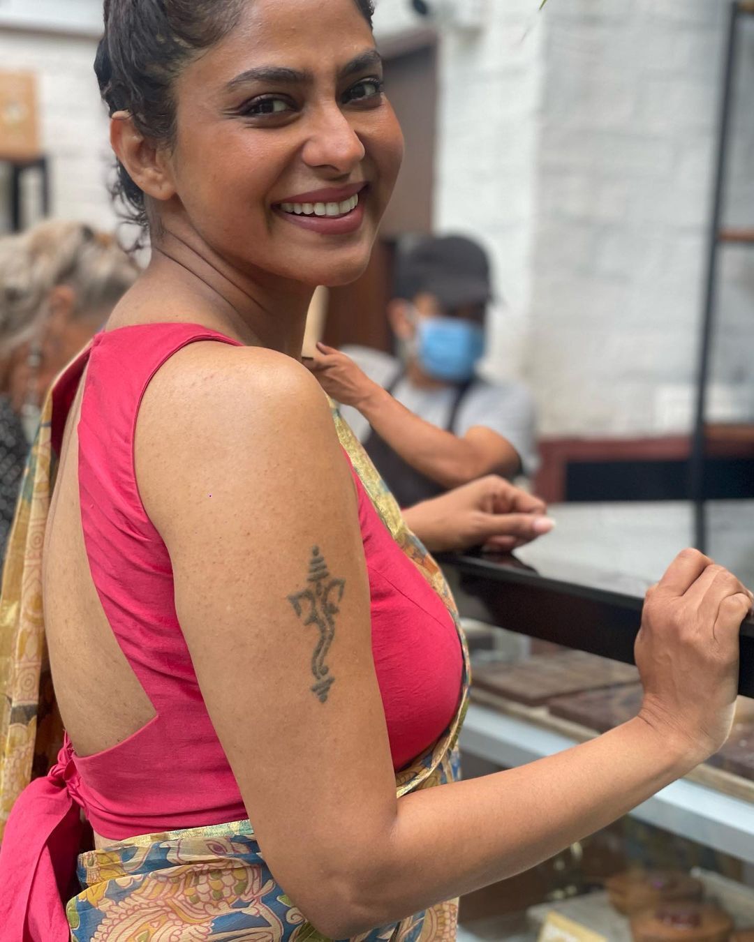 മകൾക്കൊപ്പം ഇത്തിരി നേരം! പൂർണ്ണിമ ഇന്ദ്രജിത്തിന്റെ ചിത്രങ്ങൾ വ്യത്യസ്തവും കിടിലൻ വൈറലും!