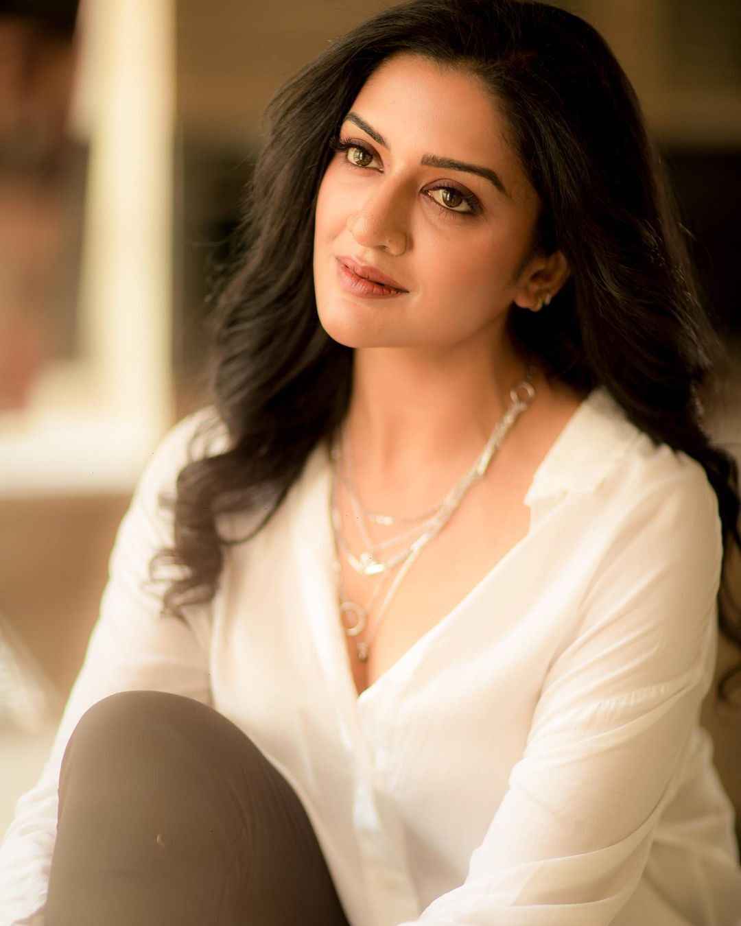 ക്യൂട്ട് ആൻഡ് ഹോട്ട്! ശ്രദ്ധ പിടിച്ചു പറ്റി വിമല രാമൻ; പുതിയ ചിത്രങ്ങൾ ഇതാ...