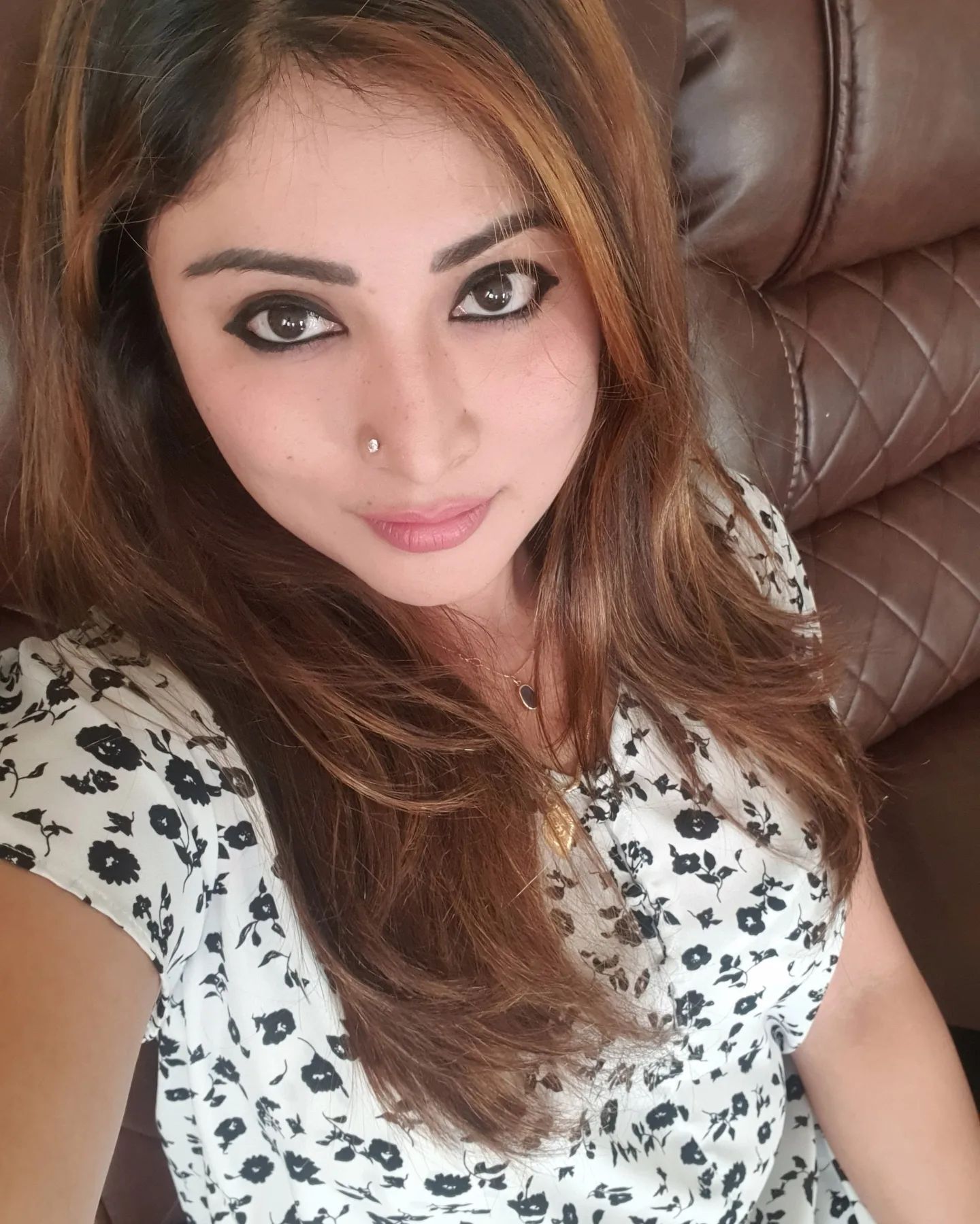 ഗ്ലോറി.. ഇത് നമ്മളെ ഗ്ലോറിയല്ലേ.. പുതിയ ലുക്കില്‍ അര്‍ച്ചന ശുശീലന്‍