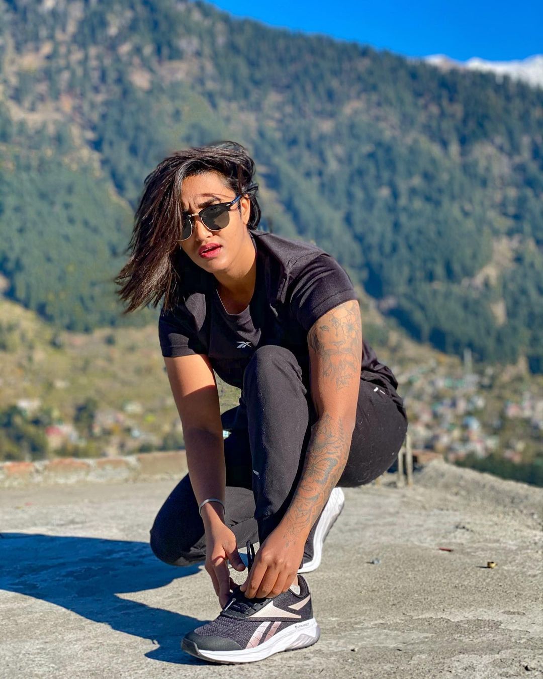  പണ്ട് നിമ്മിക്കുട്ടിയോട് പറഞ്ഞത് പോലെ..ചിത്രം പങ്കുവെച്ച് ജാസ്മിന്‍.. 'ഈ വൃത്തികെട്ടവളെ' ഒത്തിരിയിഷ്ടമെന്ന് ആരാധകര്‍