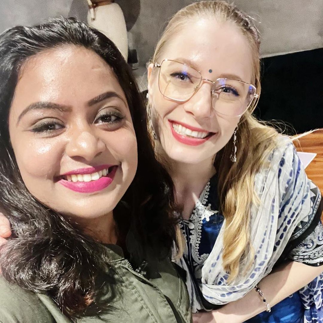 അപര്‍ണയ്ക്കും അശ്വിനും സര്‍പ്രൈസ് നല്‍കി റോബിന്‍; ഇത് പൊളിച്ചെന്ന് ആരാധകര്‍