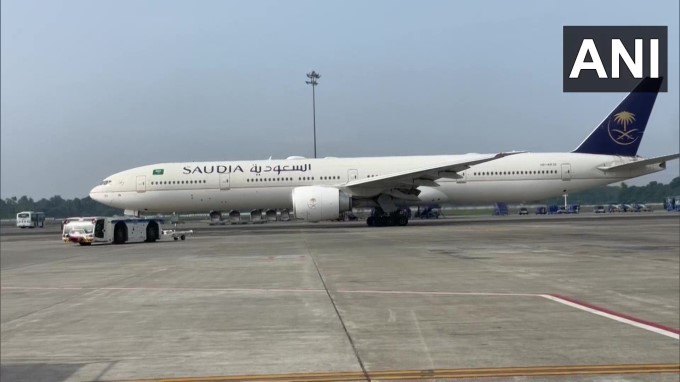 First flight with haj pilgrims to Madinah in Saudi Arabia departed from Kochi airport
