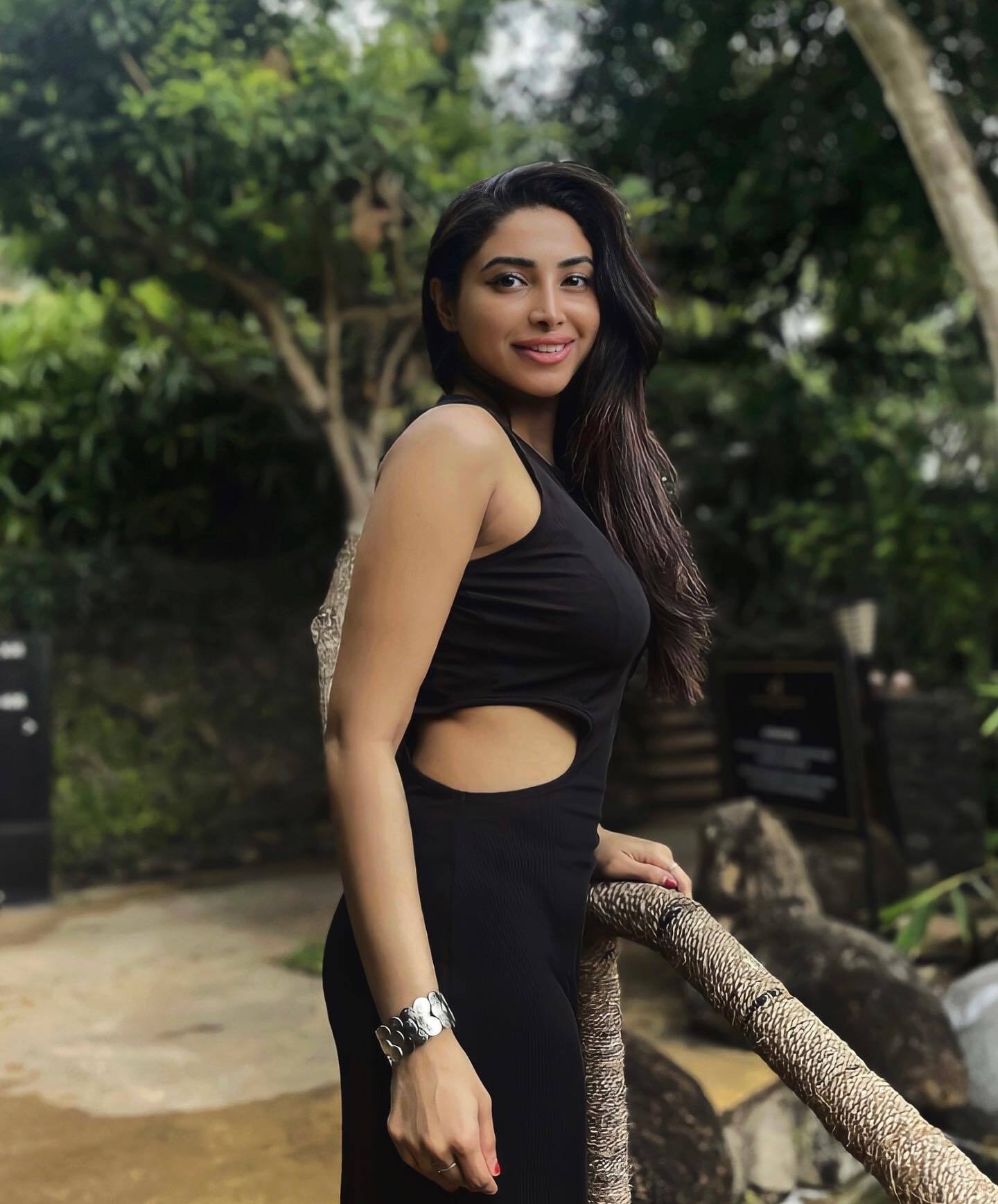 'തിരുമ്പി വന്തിട്ടെന്നു സൊല്ല്', അമേയ..ഈസ് ബാക്ക്; കൊറോണയെ പറപ്പിച്ച് തിരിച്ചെത്തിയെന്ന് ആരാധകര്‍ 