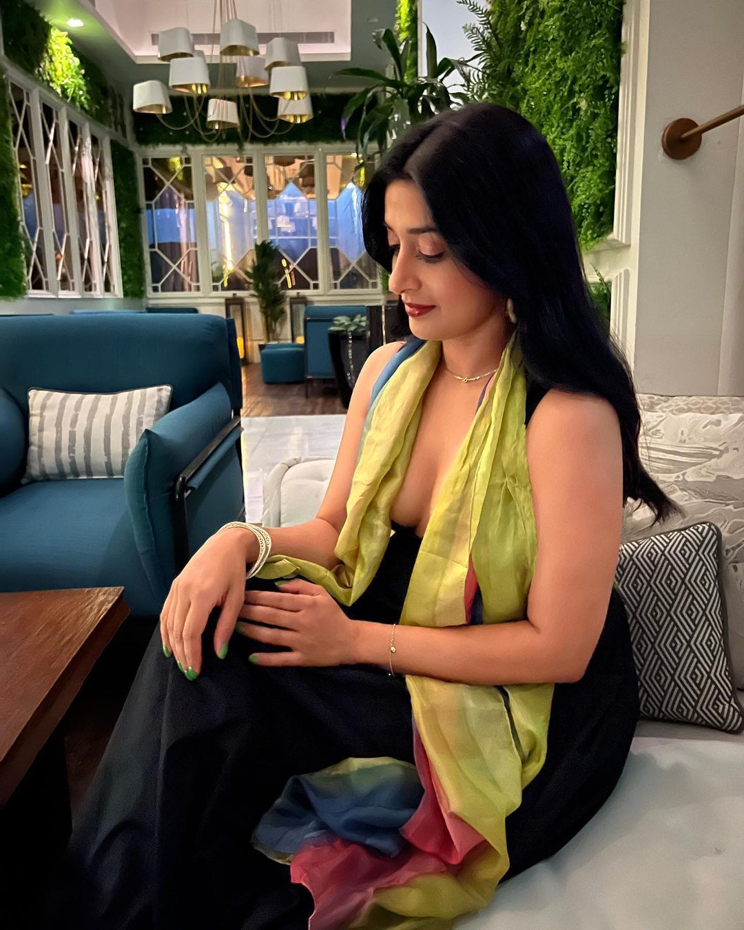 സെവന്‍ ഡെയ്‌സ്..സെവന്‍ മൂഡ്‌സ്..സെവന്‍ ഷേയ്ഡ്..ചിത്രവുമായി മീര ജാസ്മിന്‍.. ഇതുനിങ്ങളുതന്നെയാണോ മീരാ എന്ന് ആരാധകര്‍