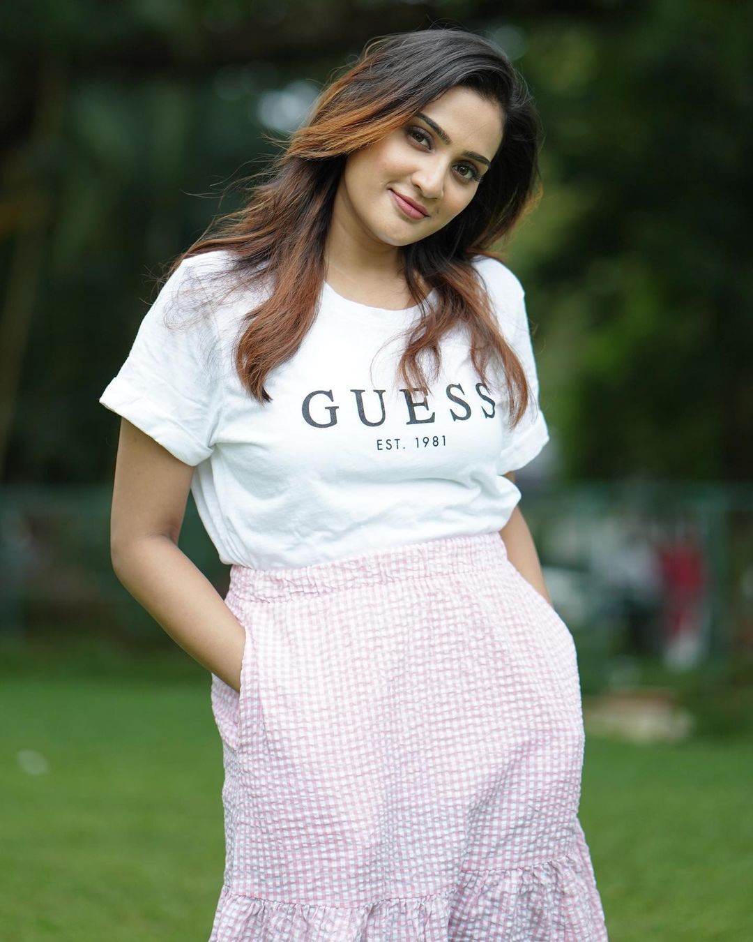 സാരി ഉടുത്താൽ പിന്നെ സാറെ!!! അദിതി രവിയുടെ സാരി ലുക്കിൽ നെഞ്ചും തല്ലി വീണ് ആരാധകർ... ഫോട്ടോകൾ കാണാം