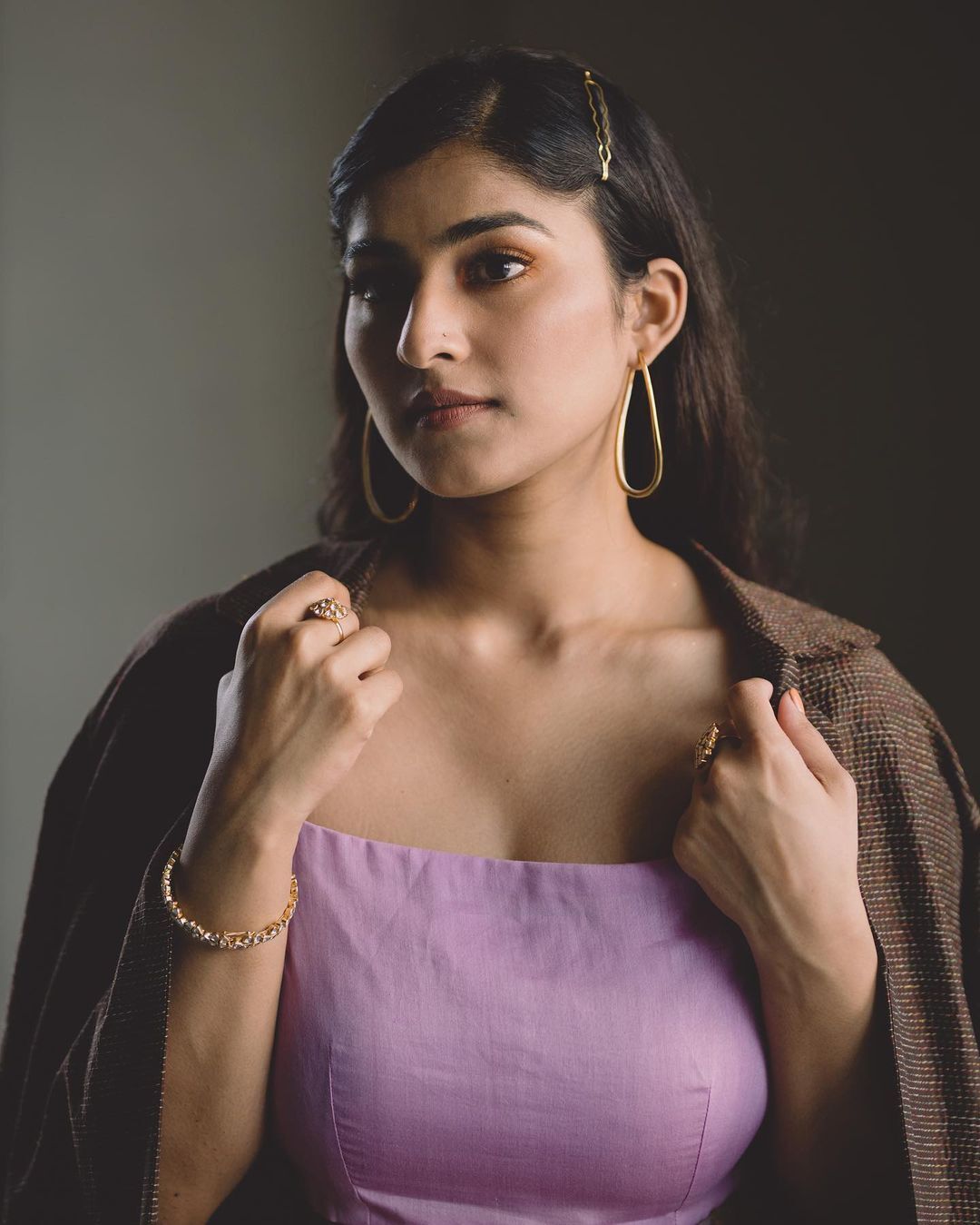 ഹോട്ട് എന്ന പറഞ്ഞാല്‍ ഇതാണ്; അടിപൊളി ഫോട്ടോഷൂട്ടുമായി ഗായത്രി അശോക്