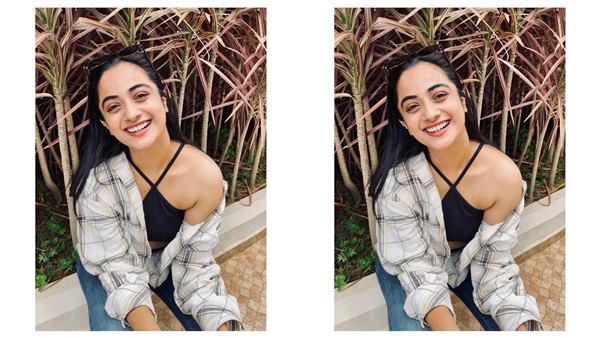 എന്തൊരു രസമാണ്..നോക്കിയാല്‍ പിന്നെ കണ്ണെടുക്കില്ല...സത്യം....! ട്രെന്റി ലുക്കില്‍ നമിത പ്രമോദ്‌