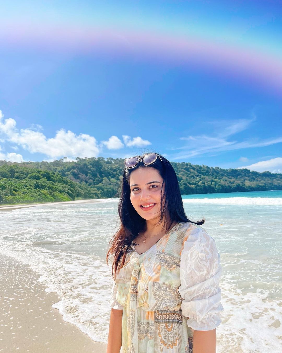 PHOTOS : வாவ்.. அந்தமான் தீவின் அழகை ரசிக்கும் சுந்தரி சீரியல் நடிகை.. கலக்கல் போட்டோஸ் இதோ!